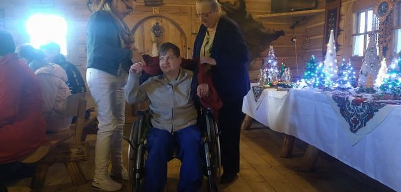 Pomóżmy zbudować im dom (WIDEO)